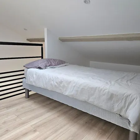 Petite Maison, Centre Dom wakacyjny *