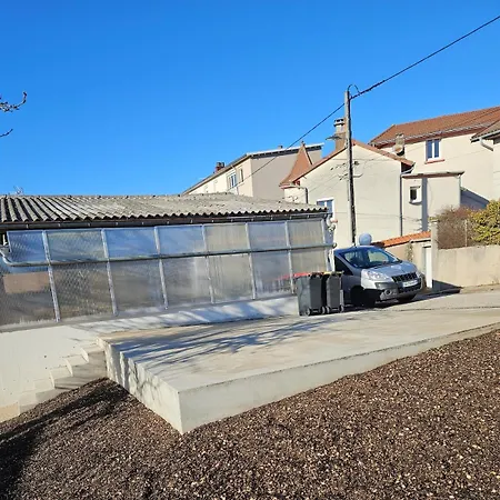 Petite Maison, Centre * Oyonnax